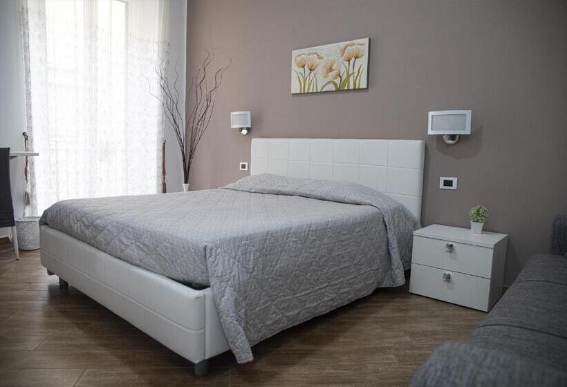 스탠다드 트리플 룸, Cavaliere Costa