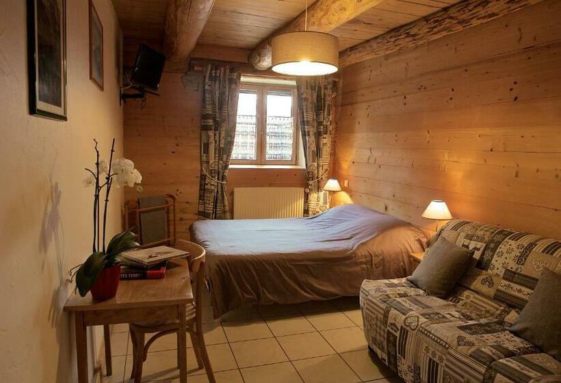 اتاق استاندارد با چشم‌انداز کوهستان, La Ferme Du Mont Blanc