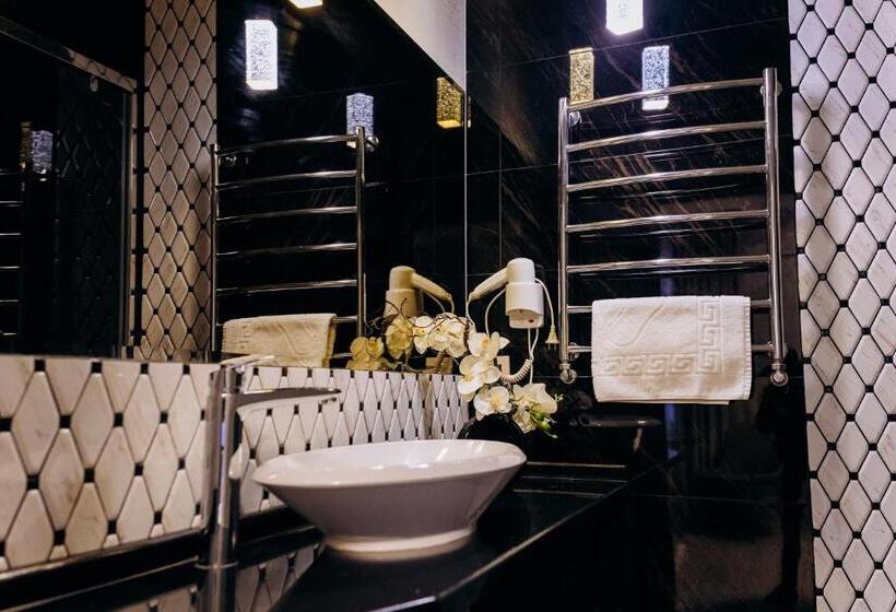 Deluxe Værelse m. Balkon, грк вагнес