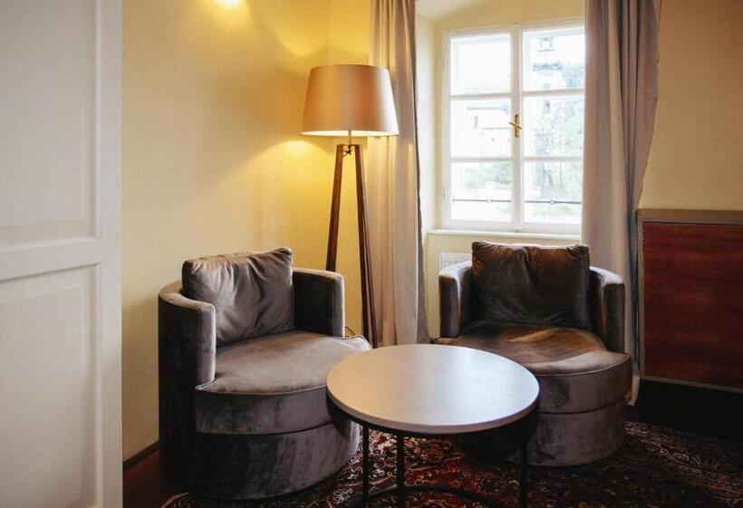 إستوديو قياسى, Glaus