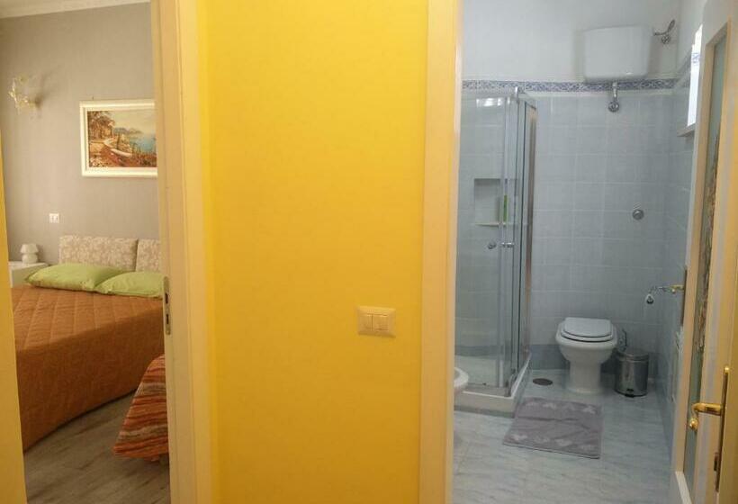 اتاق استاندارد, Julia B&b