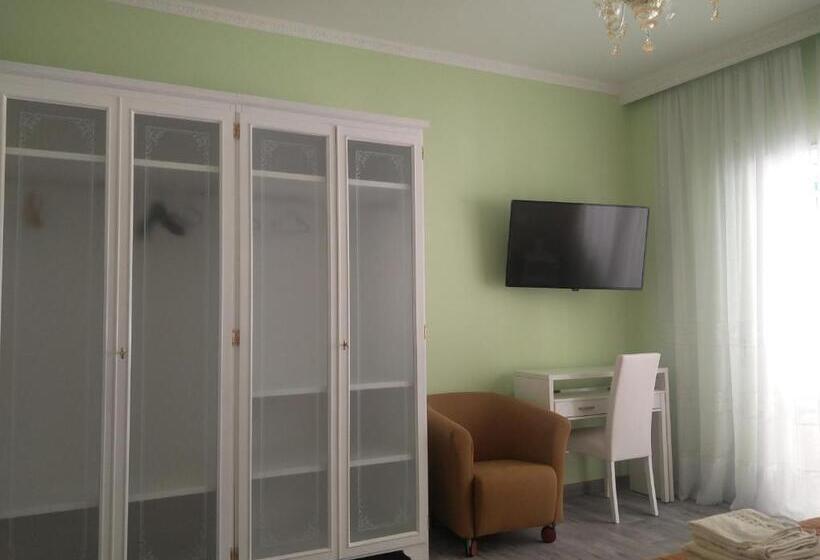 اتاق استاندارد, Julia B&b