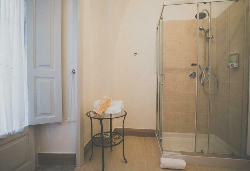 غرفة قياسية مزوَّدة بشُرفة, Palazzo Speciale B&b