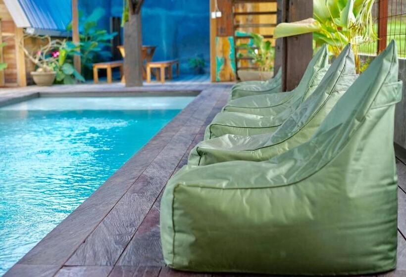 Номер Стандарт, Kampoeng Saya