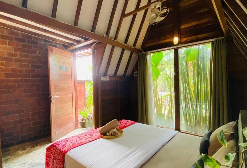 Номер Стандарт, Kampoeng Saya