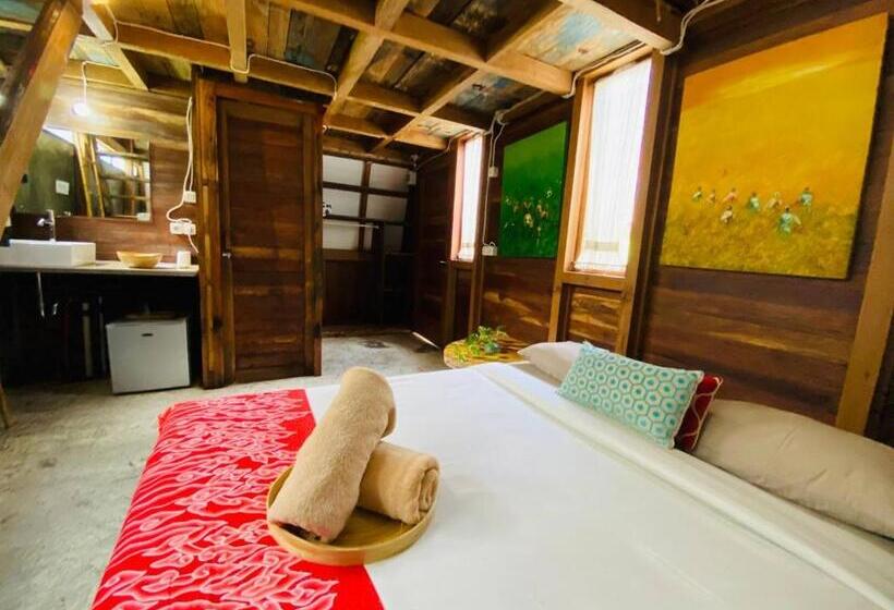 Номер Deluxe, Kampoeng Saya