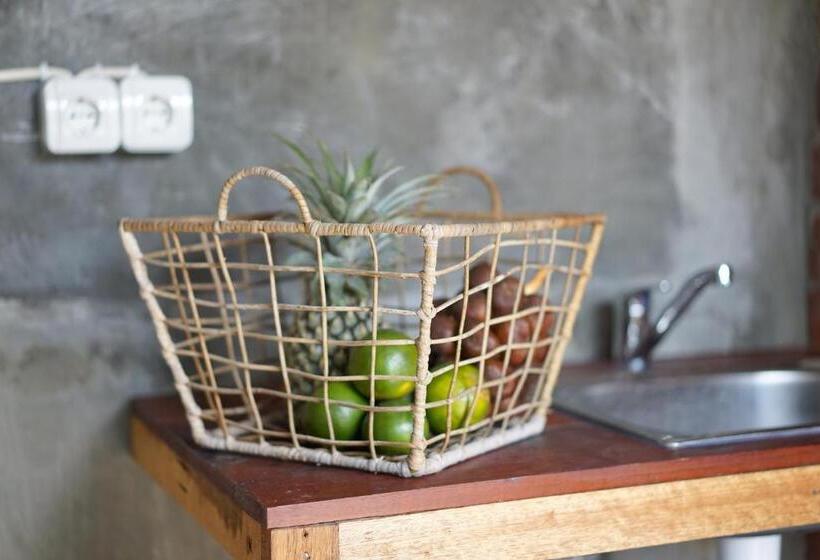 Номер Deluxe с Балконом, Kampoeng Saya