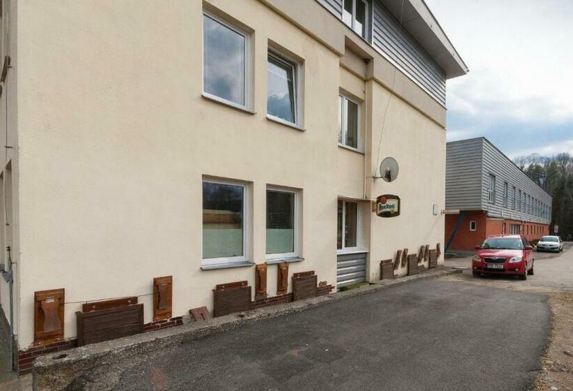 四人标准间, Ubytování Na Hřišti