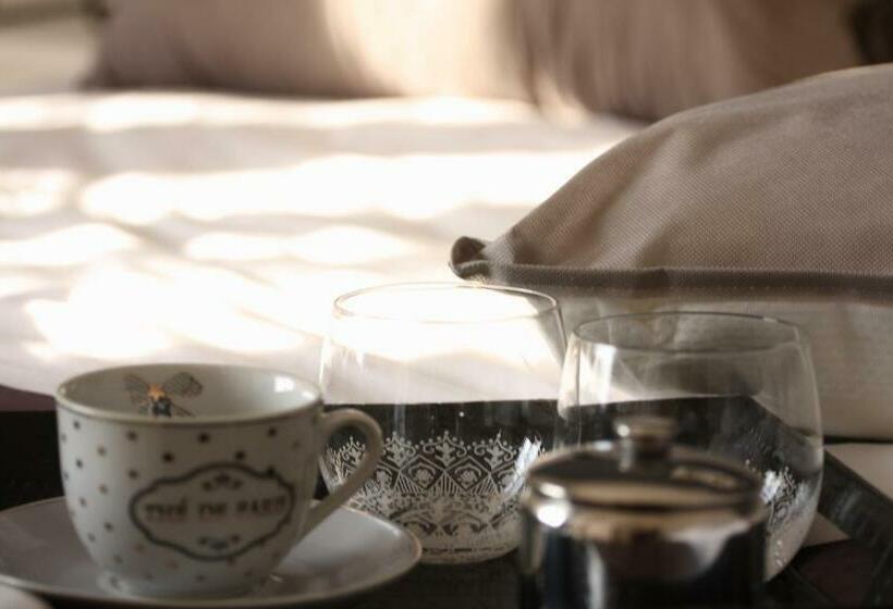 豪华三人间, Pompei Palace B&b