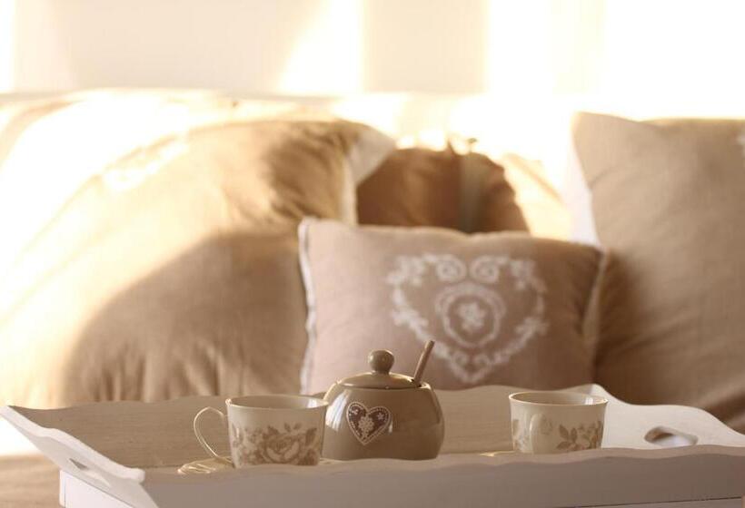 豪华三人间, Pompei Palace B&b