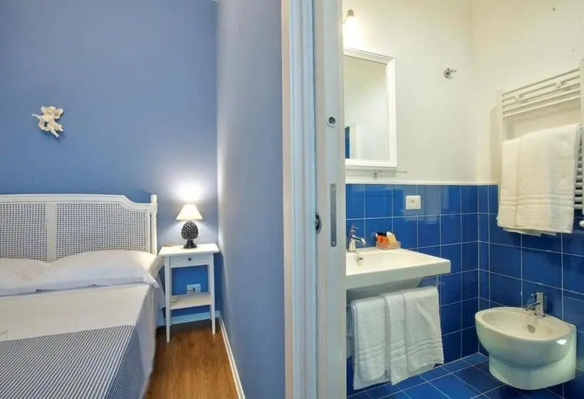 オーシャンビューデラックスルームバルコニー付き, B&b Del Corso
