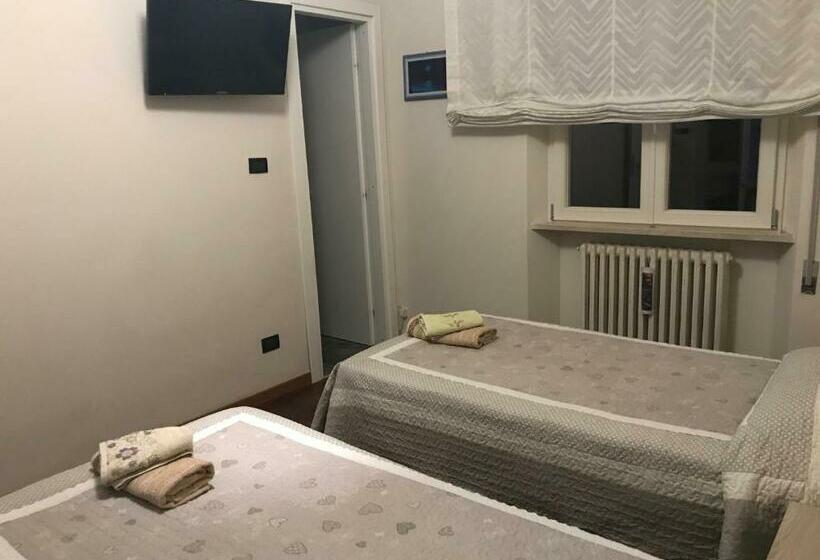 Pokój Standard, B&b Domus Benedicta