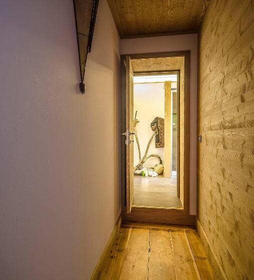 חדר דלוקס לארבעה, B&b Rossodisera