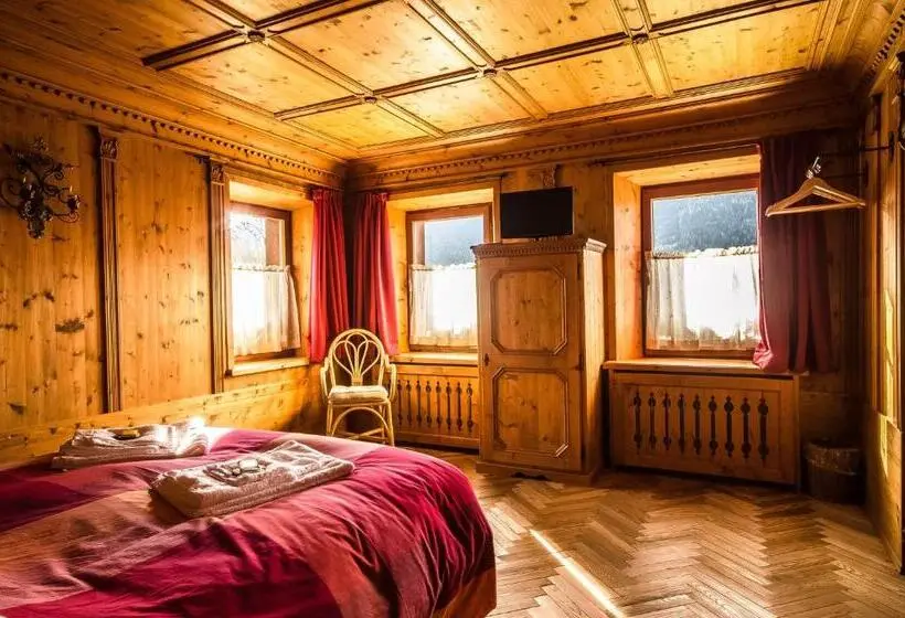 デラックスの４人部屋, B&b Rossodisera