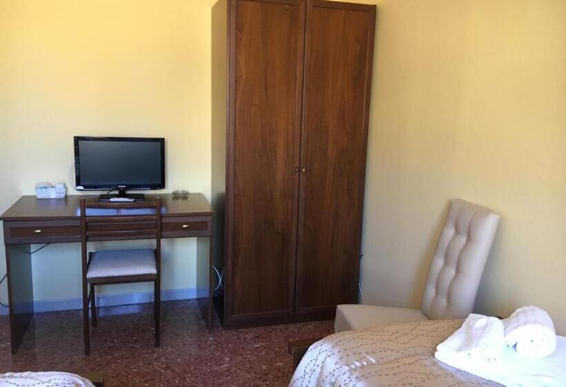 Номер Deluxe, La Città Degli Dei