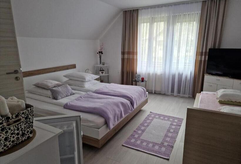 اتاق استاندارد سه نفره, Sobe ćuskić