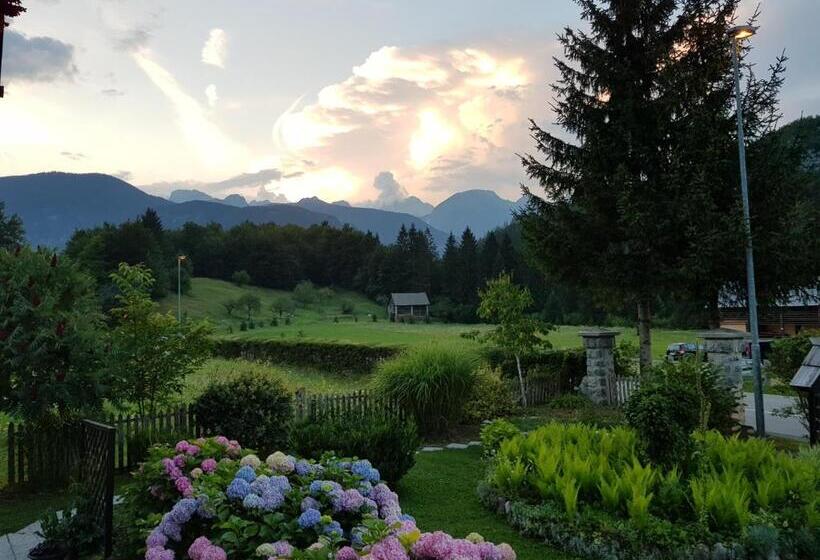 اتاق استاندارد, Sobe ćuskić