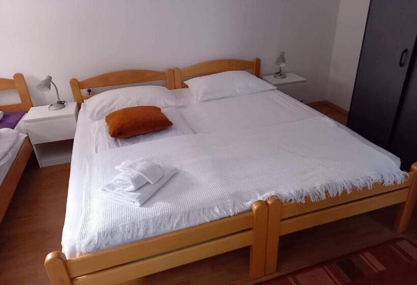 استودیوی استاندارد, Sobe ćuskić