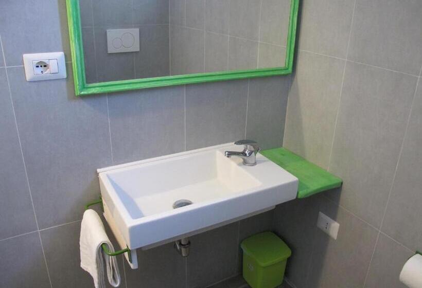 חדר סטנדרט לארבעה, Orto Delle Fate