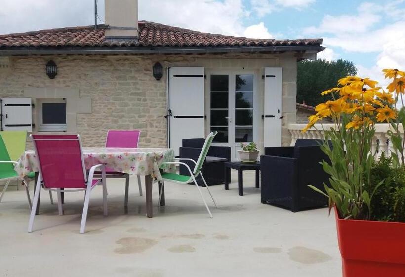 غرفة عائلية, Les Orchidees Chambre Hôtes Futuroscope Chasseneuil Poitiers