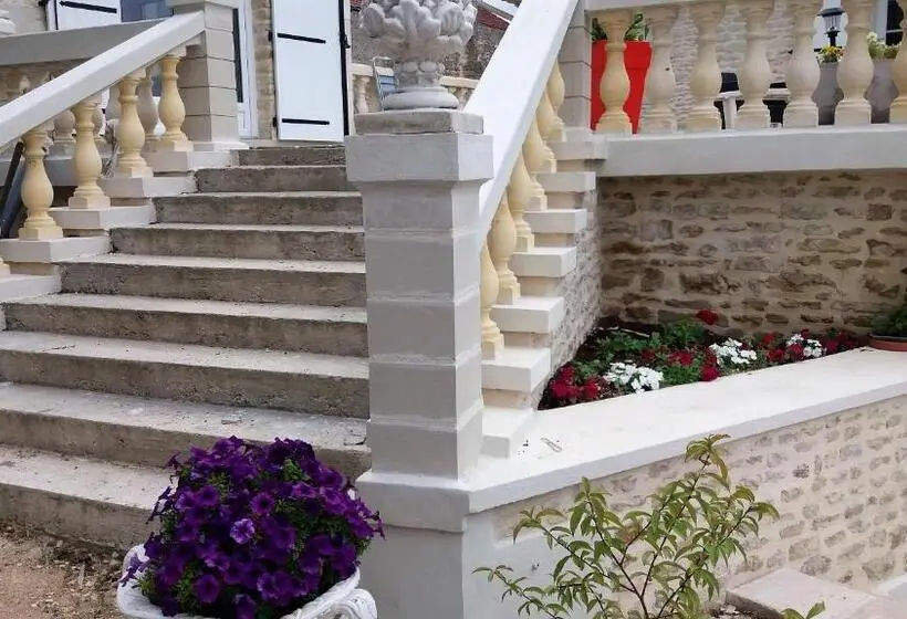 ファミリーステューディオ, Les Orchidees Chambre Hôtes Futuroscope Chasseneuil Poitiers