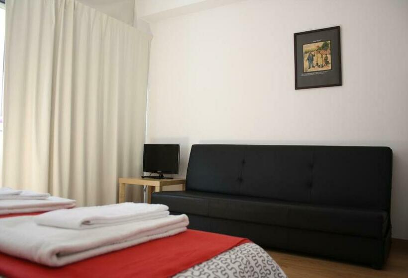اتاق استاندارد با سرویس بهداشتی مشترک, Alegria Rooms