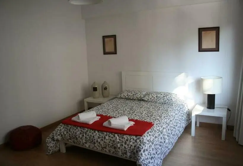 اتاق استاندارد با سرویس بهداشتی مشترک, Alegria Rooms