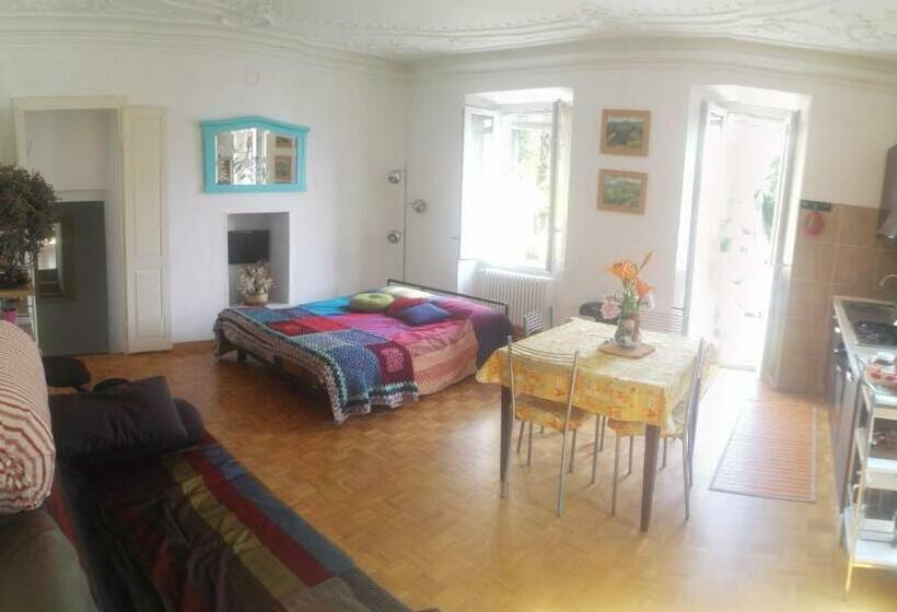 חדר סטודיו סטנדרד, B&b 104