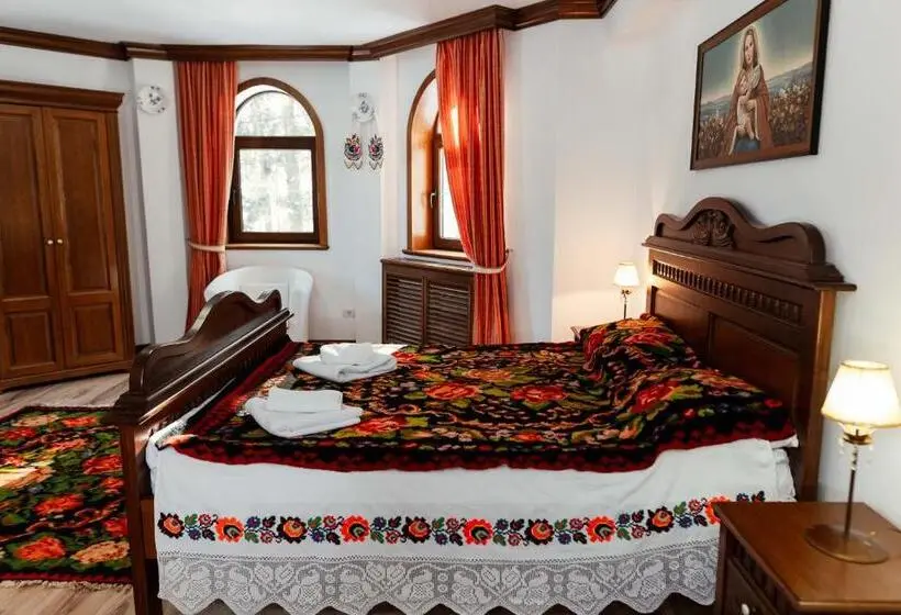 Perhehuone, Casa Marta