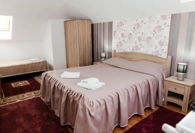 Classic Kolmen Hengen Huone, Casa Marta
