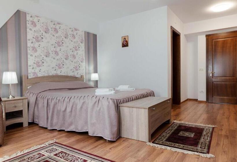 トリプルクラシックルーム, Casa Marta