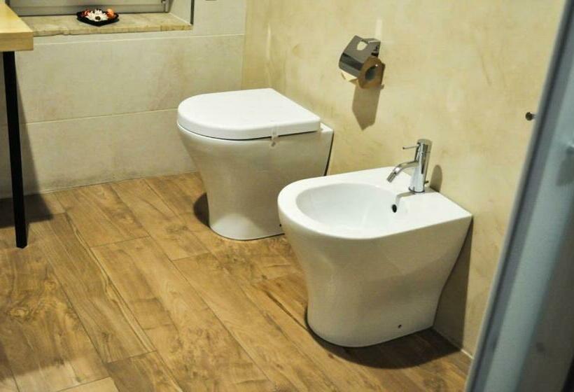 חדר משפחתי, Olivia Rooms Teocrito