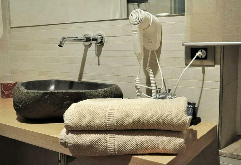 חדר משפחתי, Olivia Rooms Teocrito