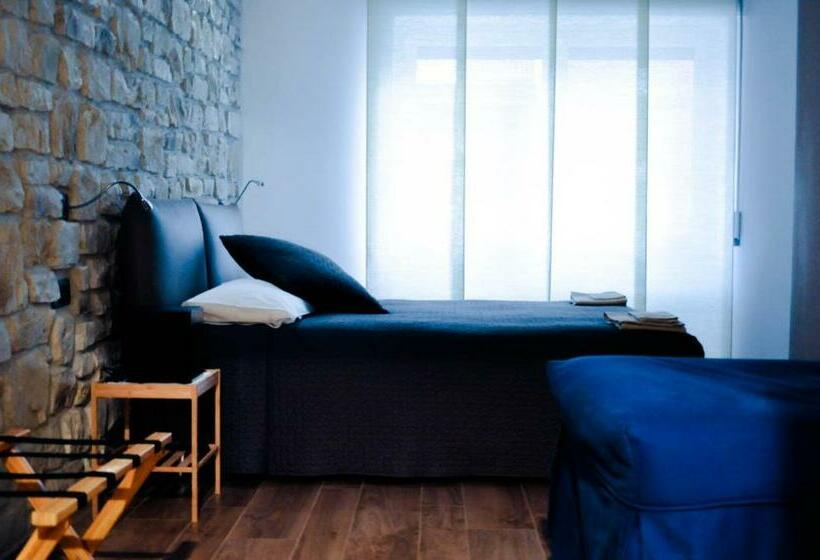 חדר משפחתי, Olivia Rooms Teocrito