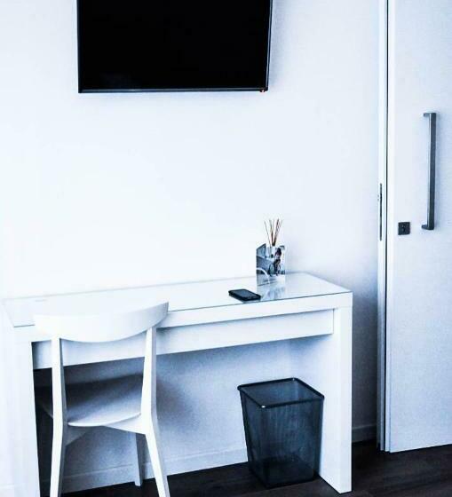 חדר משפחתי, Olivia Rooms Teocrito