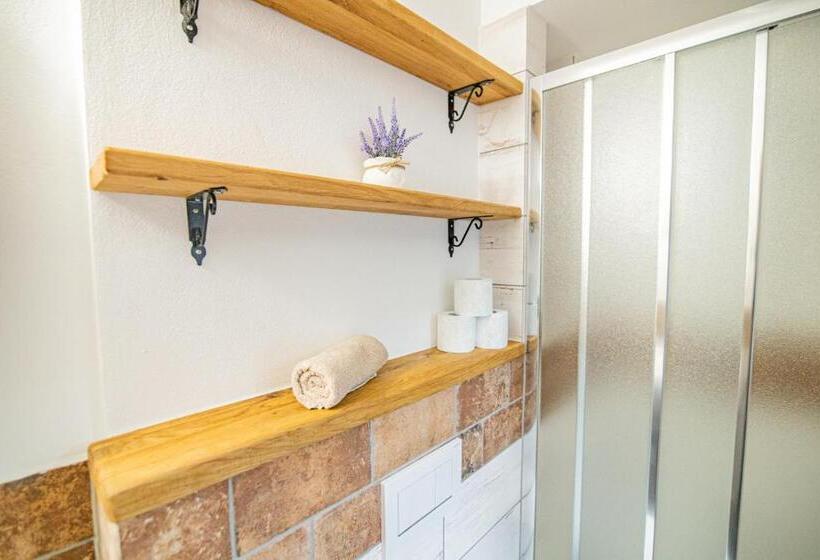 스탠다드 트리플 룸, Penzion Sněžná Volary