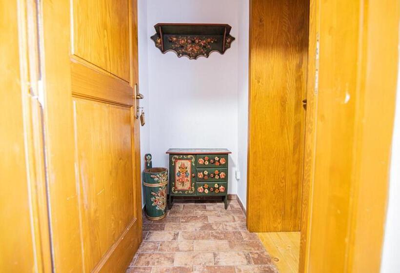 4인용 스탠다드 룸, Penzion Sněžná Volary