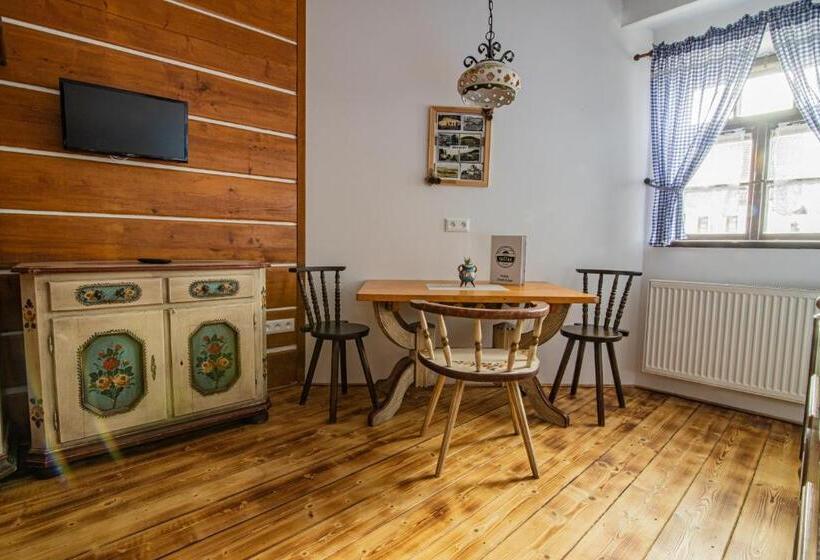 스탠다드 트리플 룸, Penzion Sněžná Volary