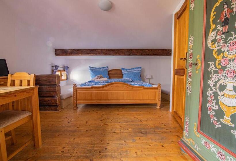 4인용 스탠다드 룸, Penzion Sněžná Volary