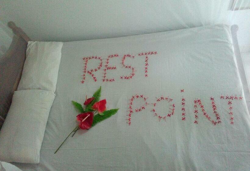 标准三人间, Rest Point