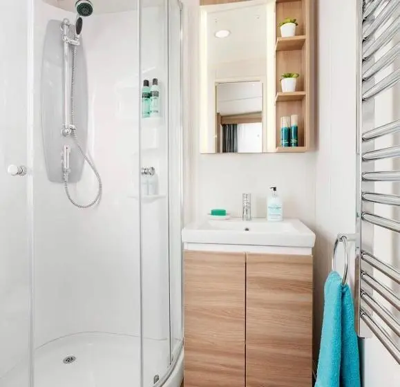 Standard-studio, Herons Lake Retreat Hot Tub Lodges