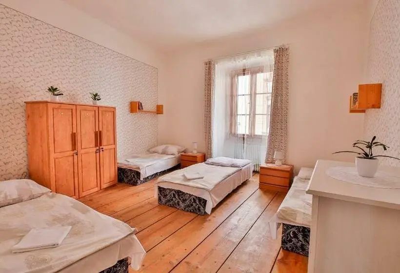 スタンダード４人部屋, Rodinný Hostel Stárkův Dům