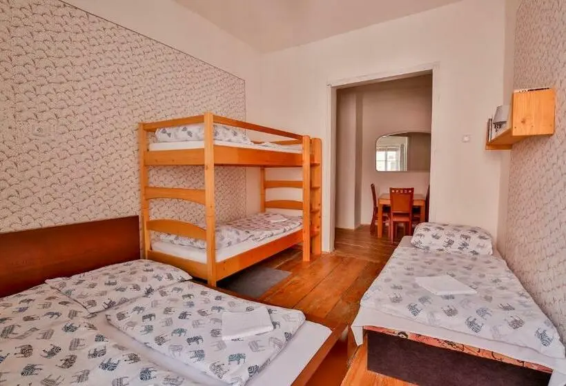 スタンダード5人部屋, Rodinný Hostel Stárkův Dům