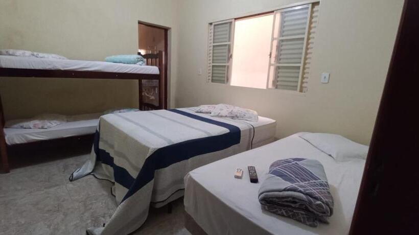 家庭间, Santa Helena Pousada