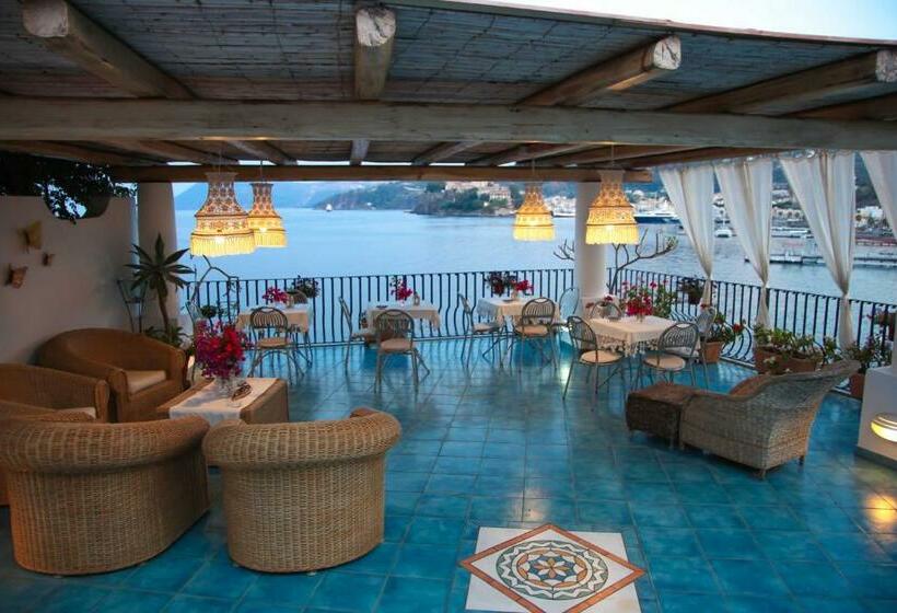 Habitació Estàndard amb Balconada, B&b Alta Marea Lipari