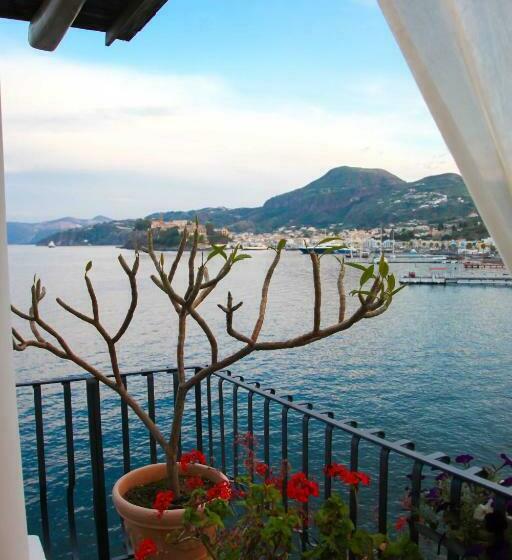 Habitació Estàndard amb Balconada, B&b Alta Marea Lipari