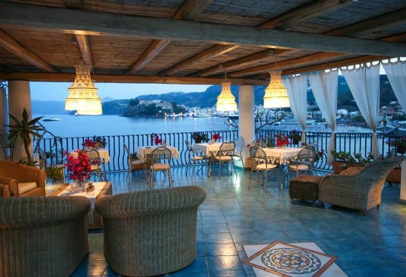 Habitació Estàndard amb Balconada, B&b Alta Marea Lipari