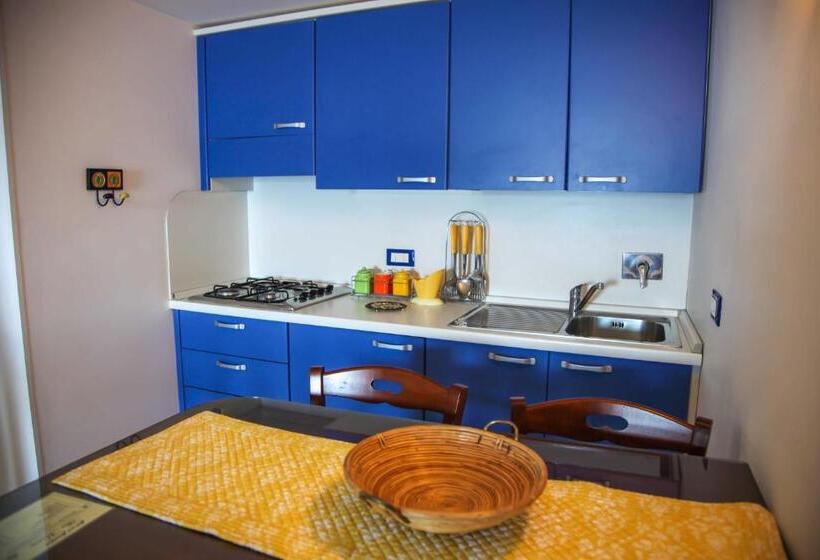 Habitació Familiar Vista Mar, B&b Alta Marea Lipari