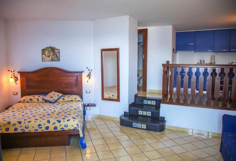 Habitació Familiar Vista Mar, B&b Alta Marea Lipari