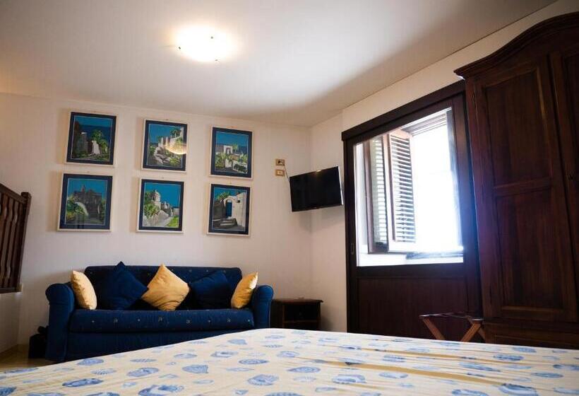 Habitació Familiar Vista Mar, B&b Alta Marea Lipari